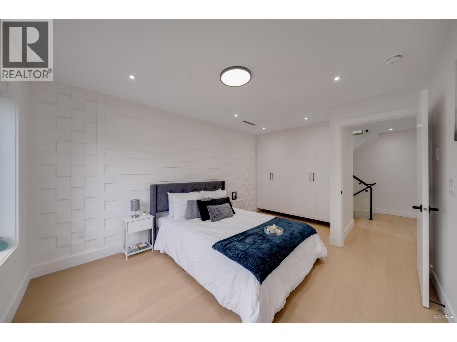 1 4463 Walden Street, Vancouver, BC