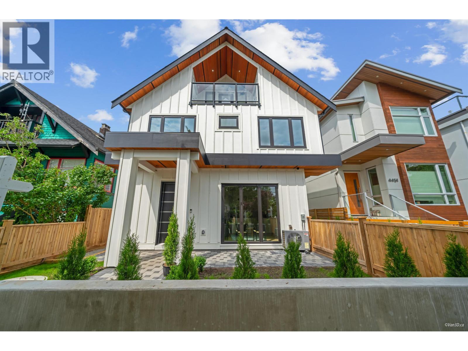 1 4463 Walden Street, Vancouver, BC - Outdoor With Facade