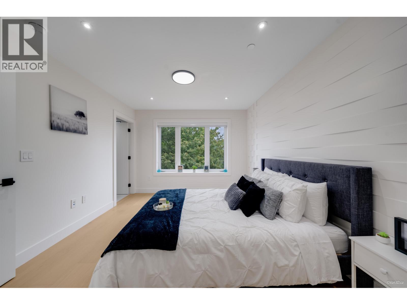 1 4463 Walden Street, Vancouver, BC - Indoor Photo Showing Bedroom