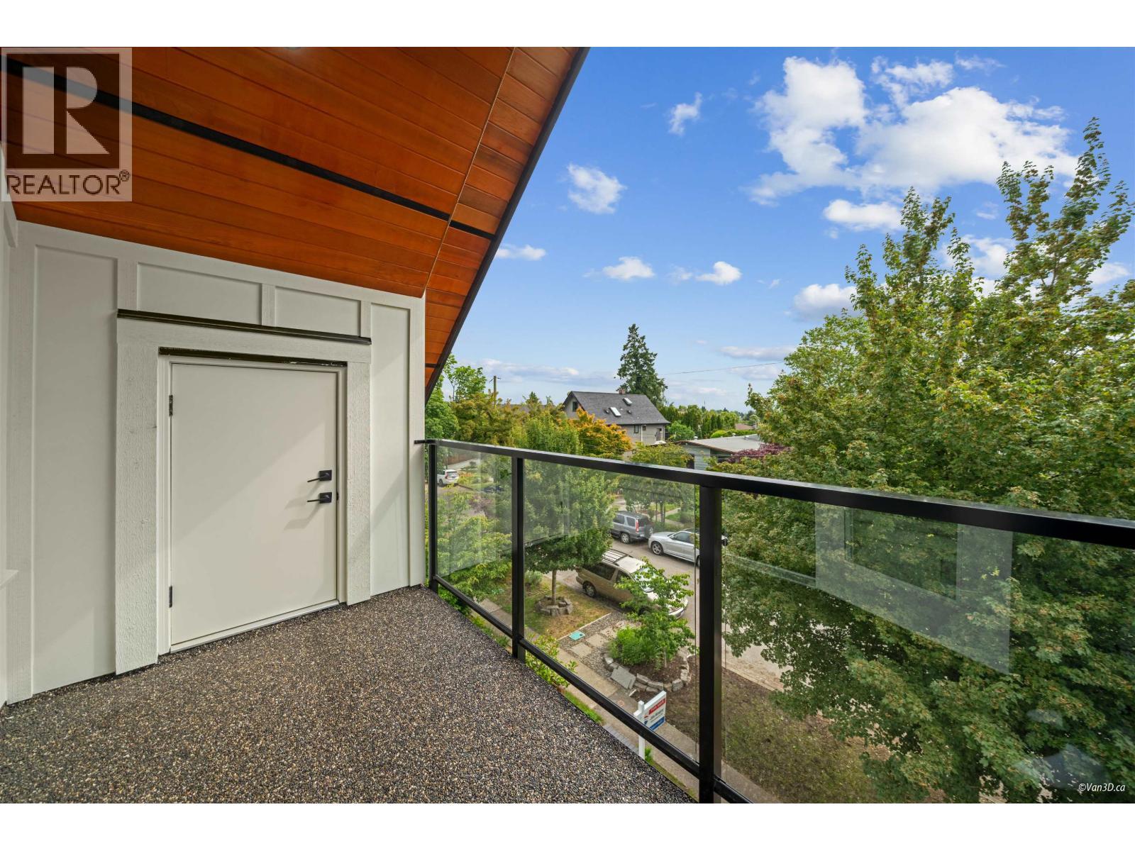 1 4463 Walden Street, Vancouver, BC - Outdoor With Exterior