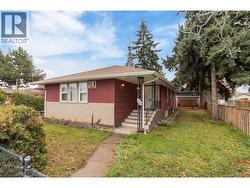 1043 Harvey Avenue Kelowna, BC V1Y 2E6