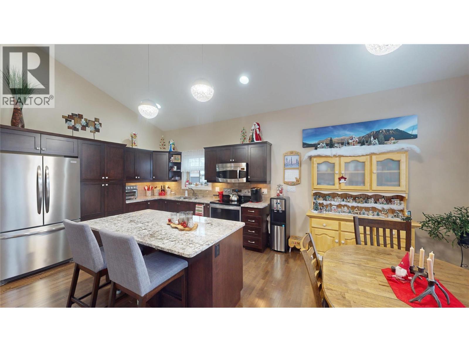 223 Boulder Creek, Cranbrook, BC - Indoor