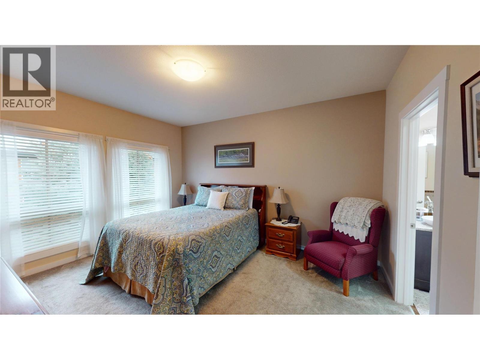 223 Boulder Creek, Cranbrook, BC - Indoor Photo Showing Bedroom