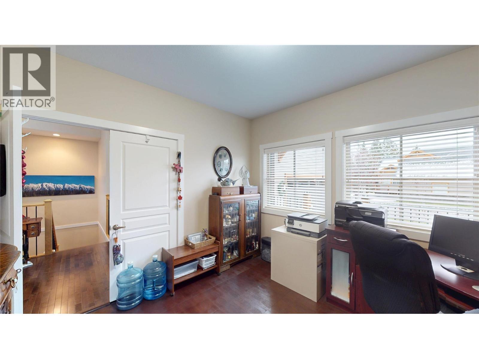 223 Boulder Creek, Cranbrook, BC - Indoor Photo Showing Other Room