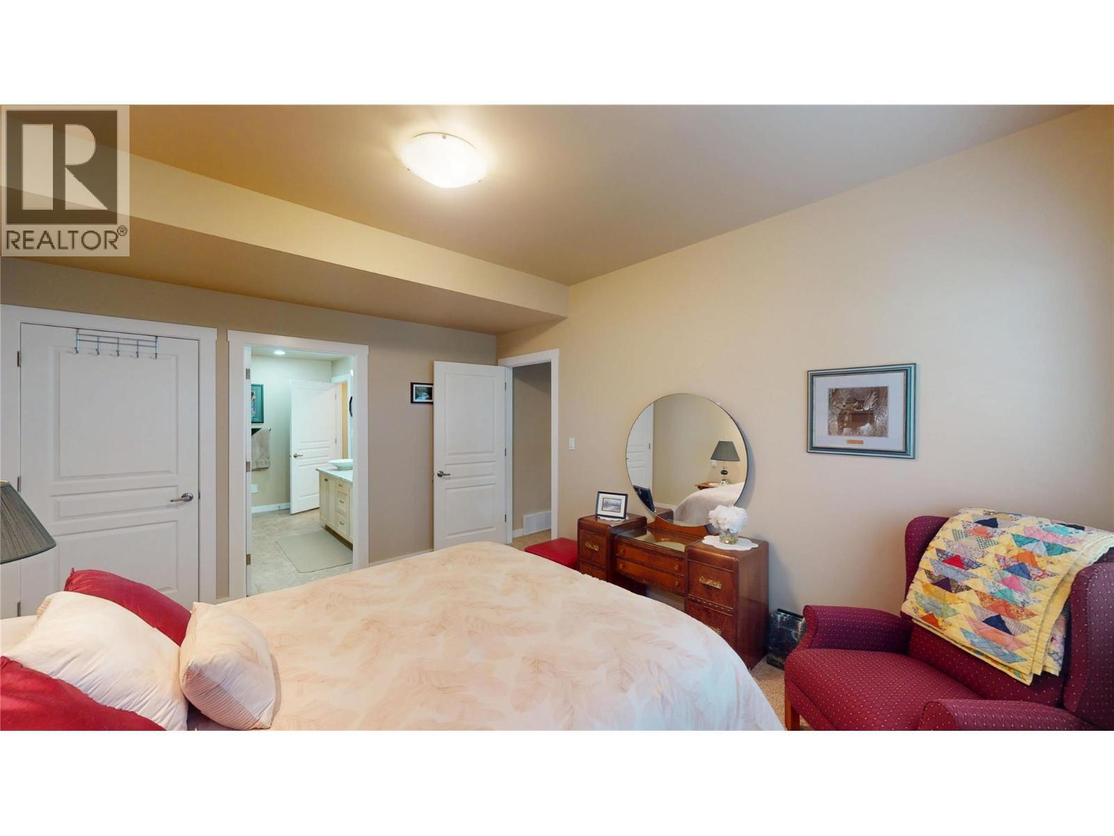 223 Boulder Creek, Cranbrook, BC - Indoor Photo Showing Bedroom