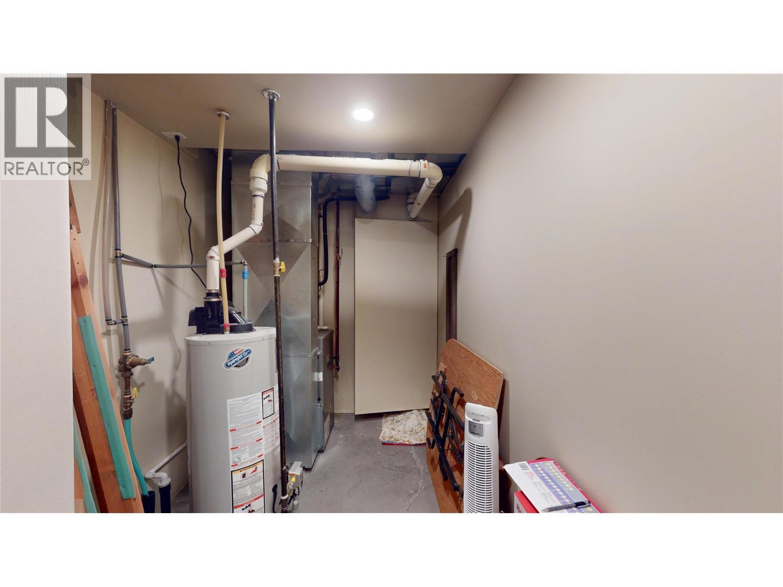 223 Boulder Creek, Cranbrook, BC - Indoor Photo Showing Basement