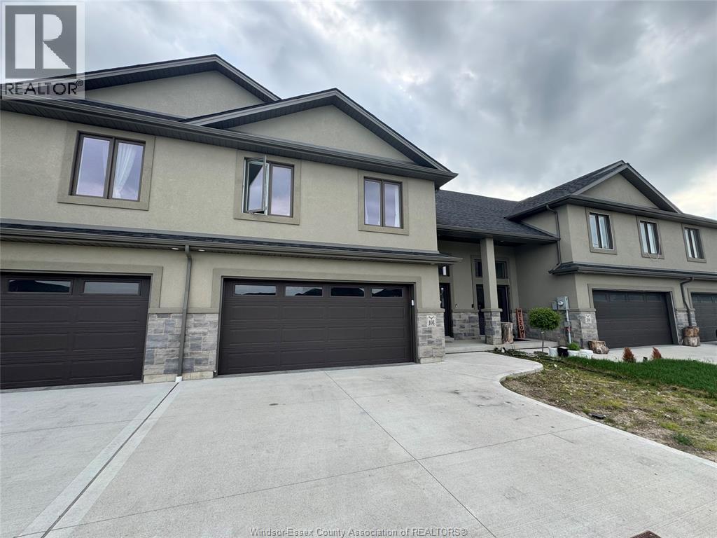 108 Jones Street, Essex, ON - Outdoor With Facade