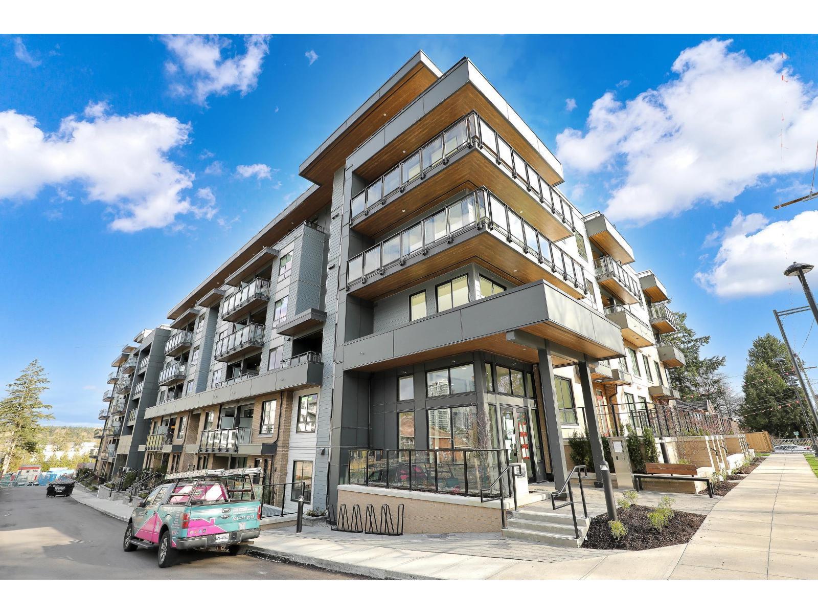 Th4 9456 134 Street, Surrey, BC - Outdoor