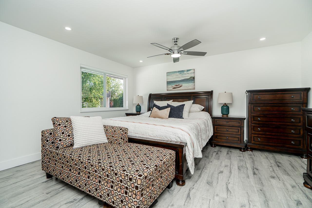 19132 60B Avenue, Surrey, BC - Indoor Photo Showing Bedroom