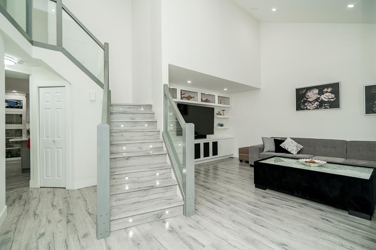 19132 60B Avenue, Surrey, BC - Indoor Photo Showing Other Room