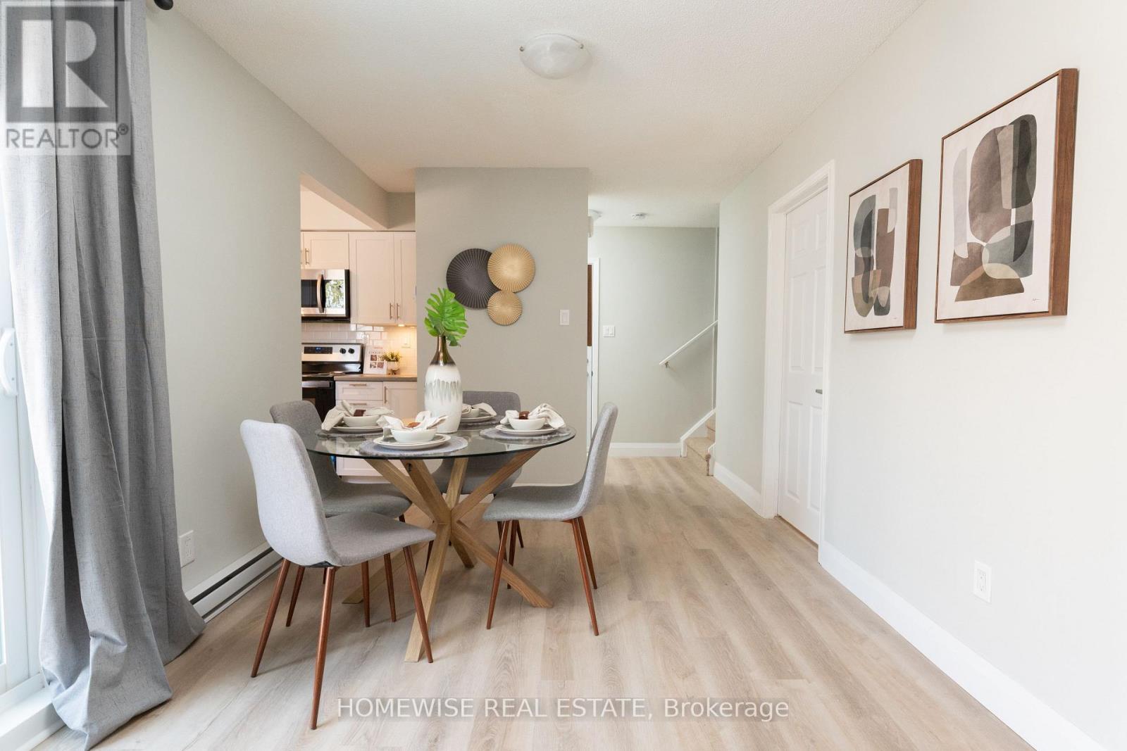 D6 - 240 Ormond Drive, Oshawa, ON - Indoor Photo Showing Dining Room