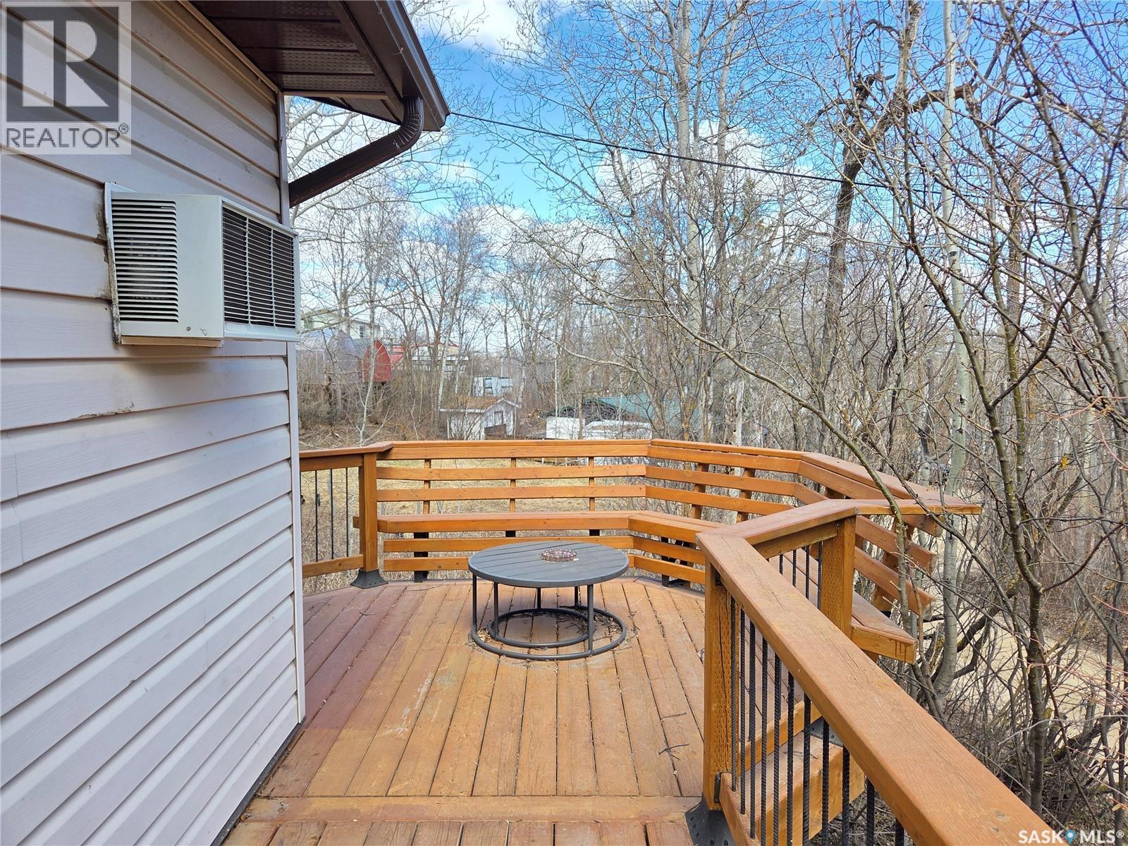 697 8Th Street, White Bear Ir 70, SK - Outdoor With Exterior