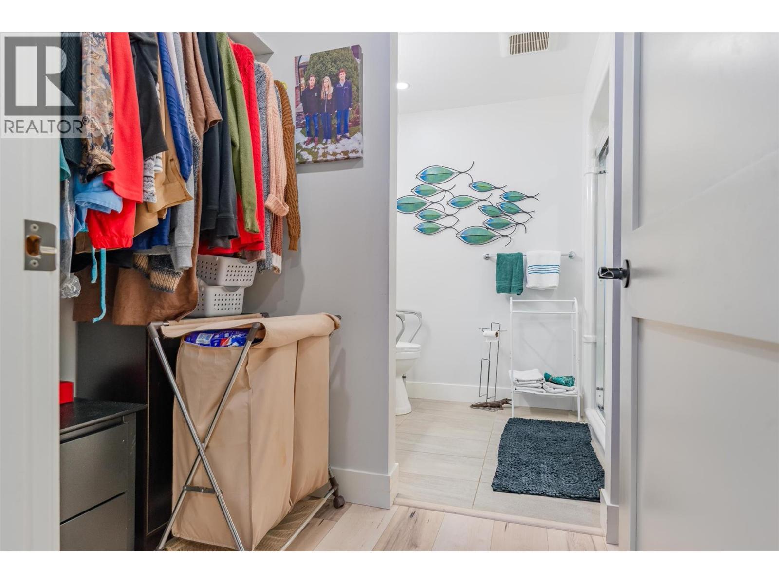 105 Mountainside Drive, Fruitvale, BC - Indoor