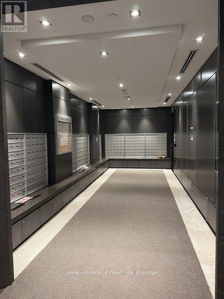 315 - 9 Mabelle Avenue, Toronto, ON - Indoor Photo Showing Other Room