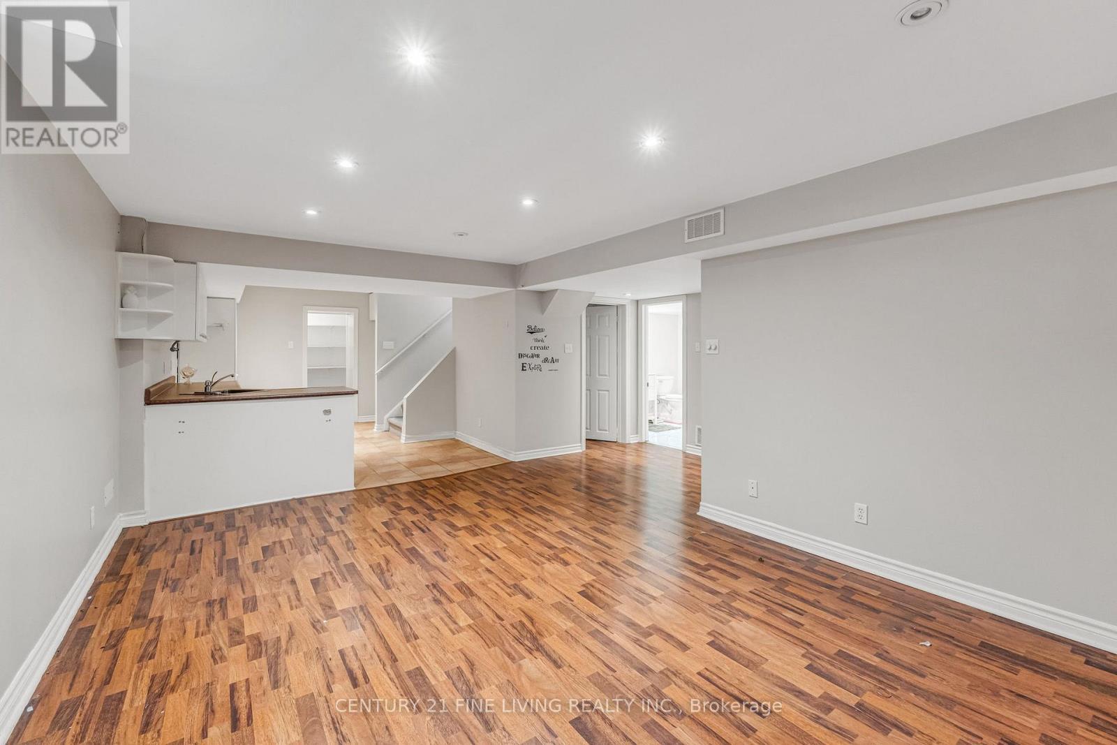 3 Sailwind Road, Brampton, ON - Indoor Photo Showing Other Room