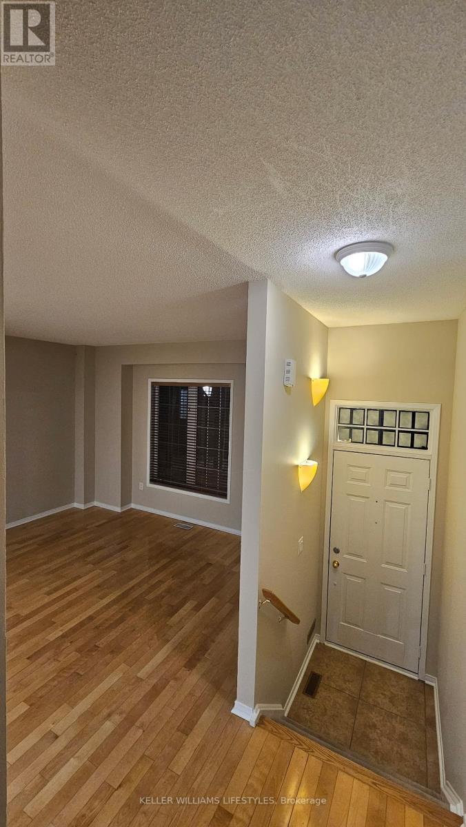 245 - 23 Observatory Lane, Richmond Hill (Harding), ON - Indoor Photo Showing Other Room