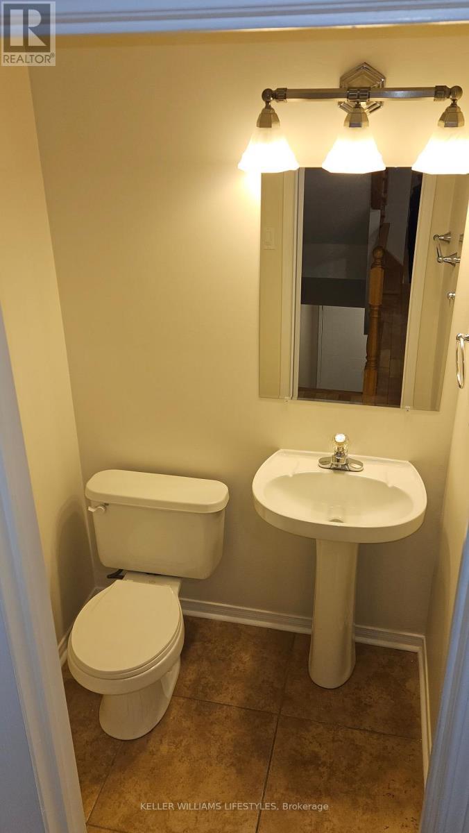 245 - 23 Observatory Lane, Richmond Hill (Harding), ON - Indoor Photo Showing Bathroom