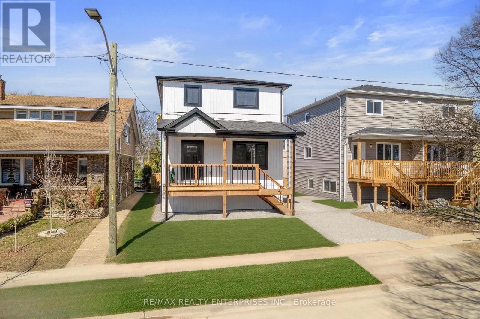 40 Mcmaster Avenue, Welland (Welland Downtown), ON - Outdoor With Deck Patio Veranda