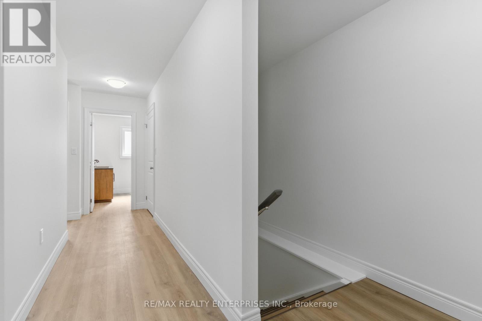 40 Mcmaster Avenue, Welland (Welland Downtown), ON - Indoor Photo Showing Other Room