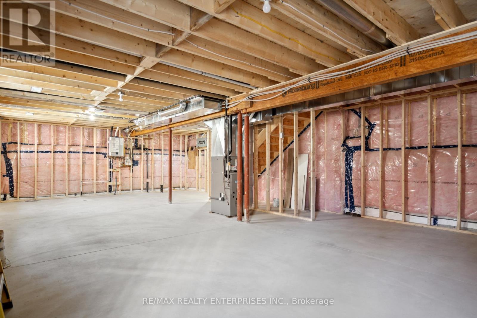 40 Mcmaster Avenue, Welland (Welland Downtown), ON - Indoor Photo Showing Basement