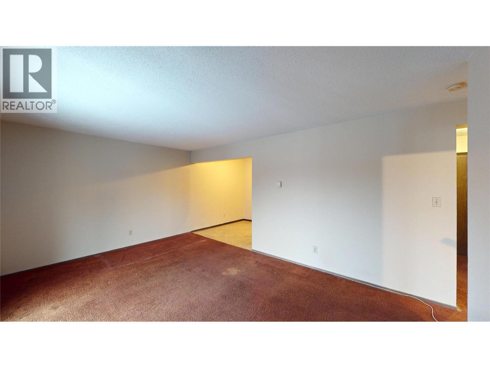 606 18Th Avenue N Unit# 303, Cranbrook, BC - Indoor Photo Showing Other Room