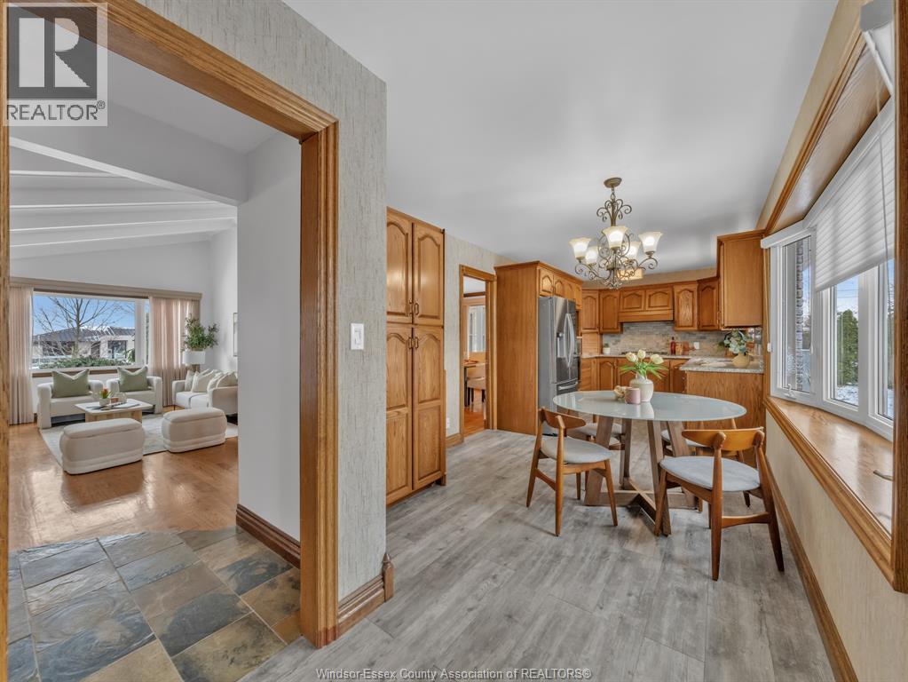 3 Beth Crescent, Leamington, ON - Indoor Photo Showing Dining Room
