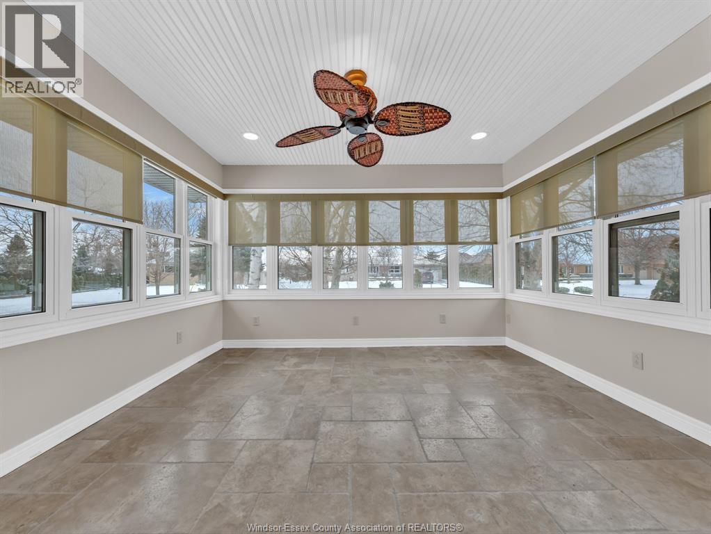 3 Beth Crescent, Leamington, ON - Indoor Photo Showing Other Room