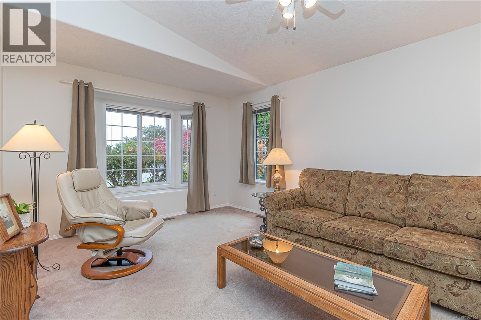 39 Eagle Lane, View Royal, BC