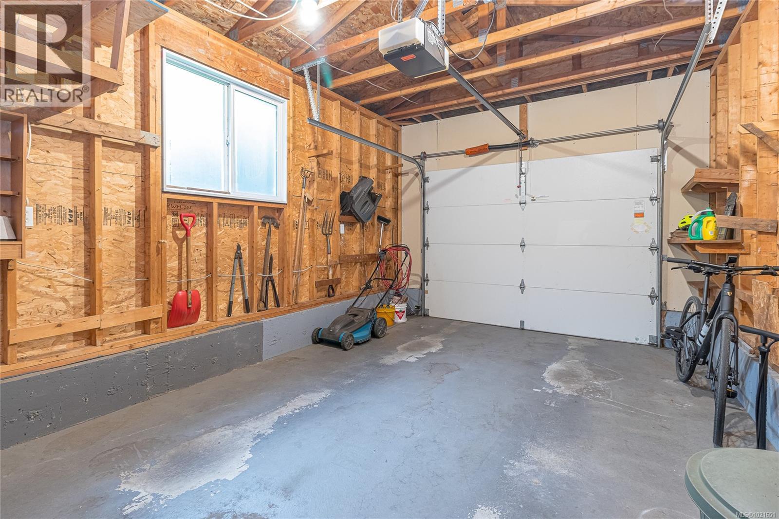 39 Eagle Lane, View Royal, BC