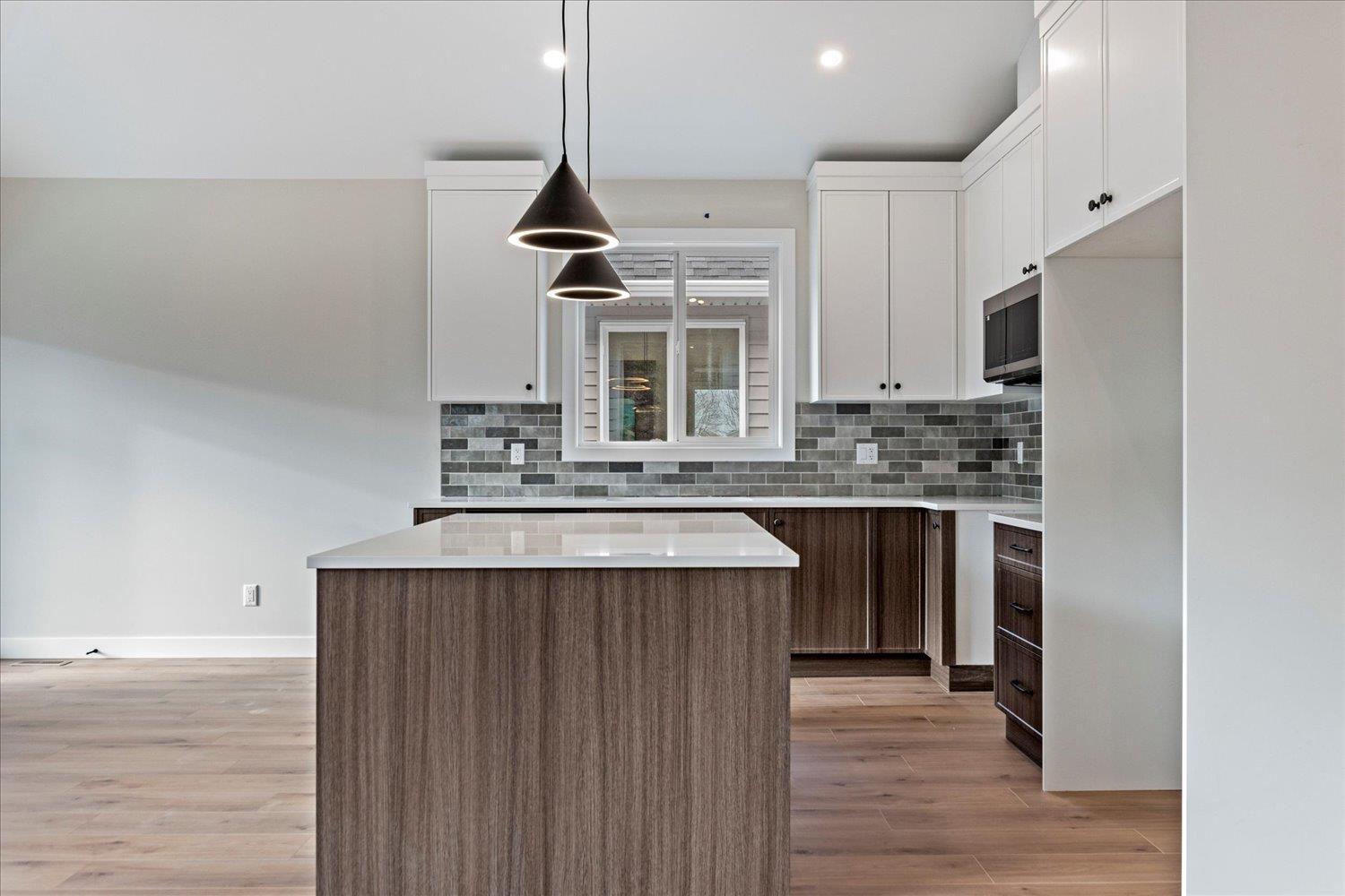 44436 Keith Wilson Road|Sardis South, Chilliwack, BC - Indoor Photo Showing Kitchen