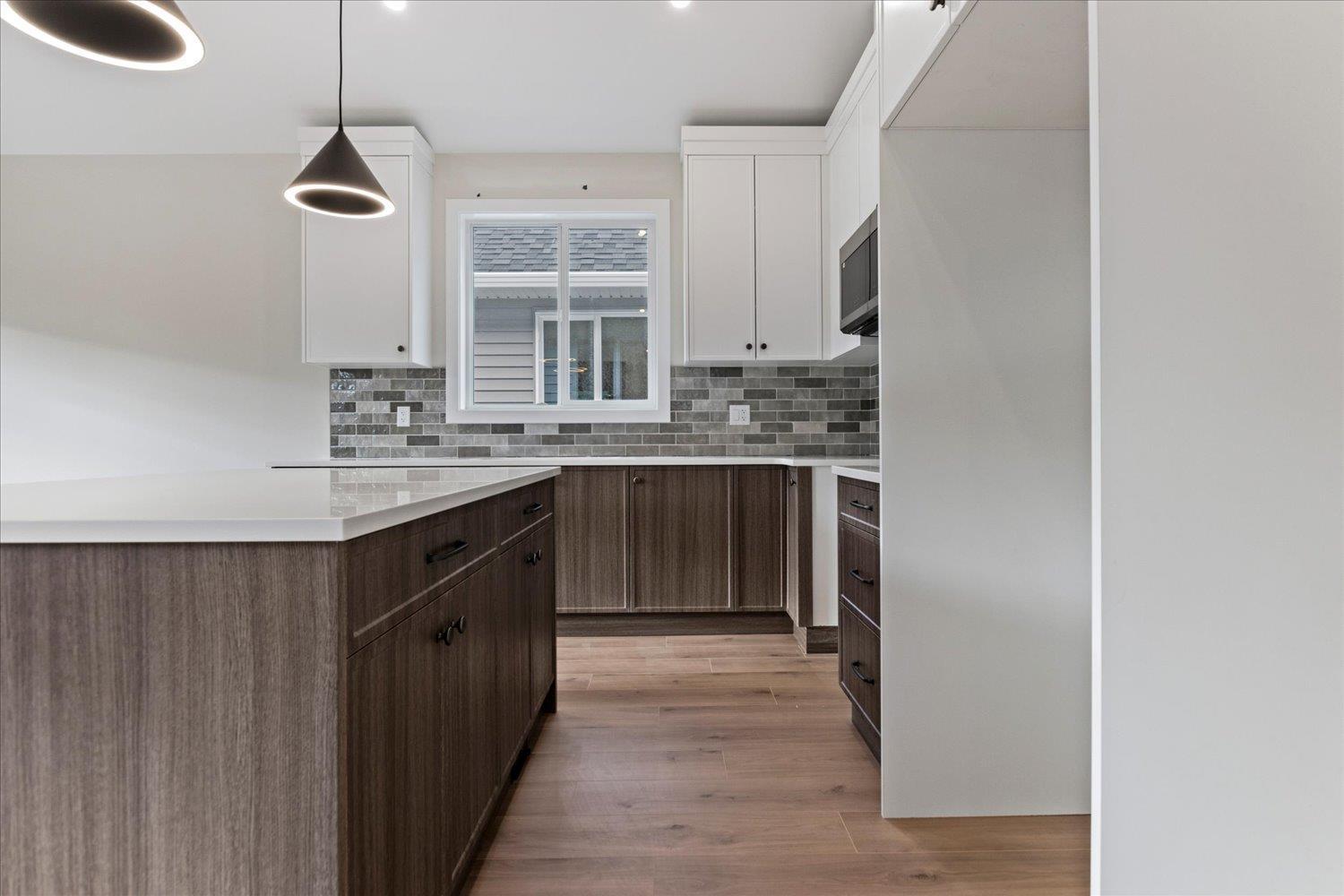 44436 Keith Wilson Road|Sardis South, Chilliwack, BC - Indoor Photo Showing Kitchen With Double Sink