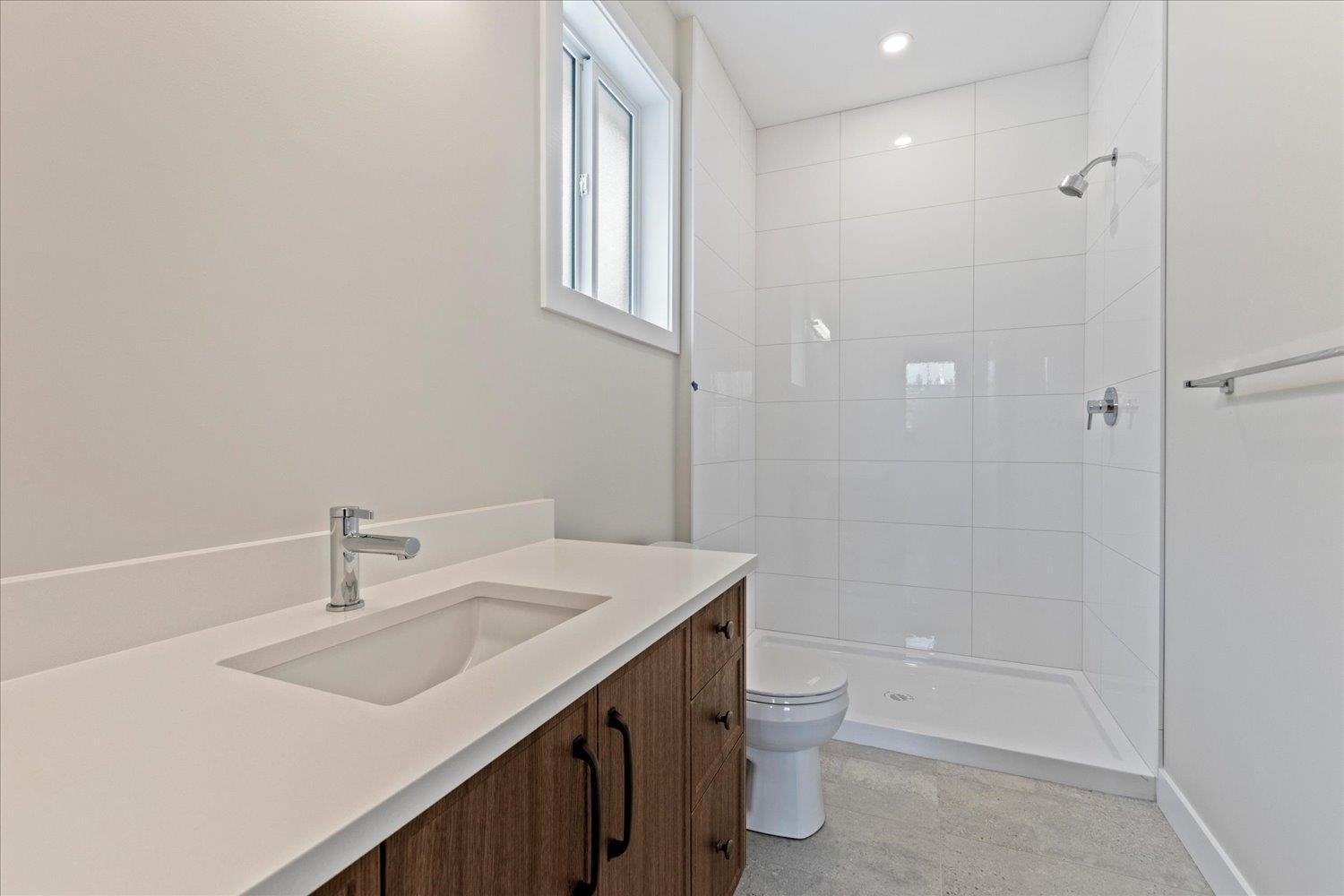 44436 Keith Wilson Road|Sardis South, Chilliwack, BC - Indoor Photo Showing Bathroom