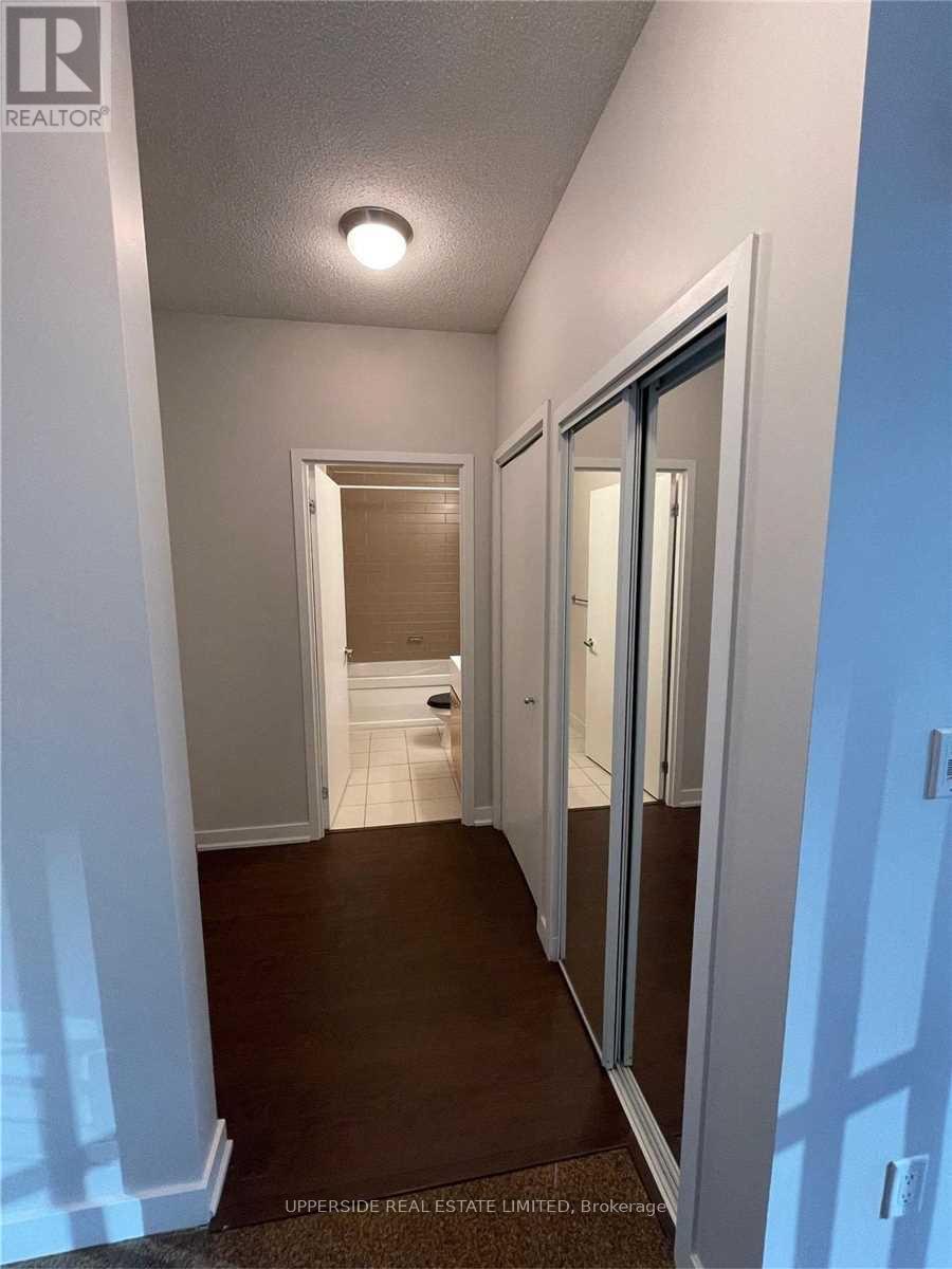 306 - 9 Spadina Avenue, Toronto, ON - Indoor Photo Showing Other Room