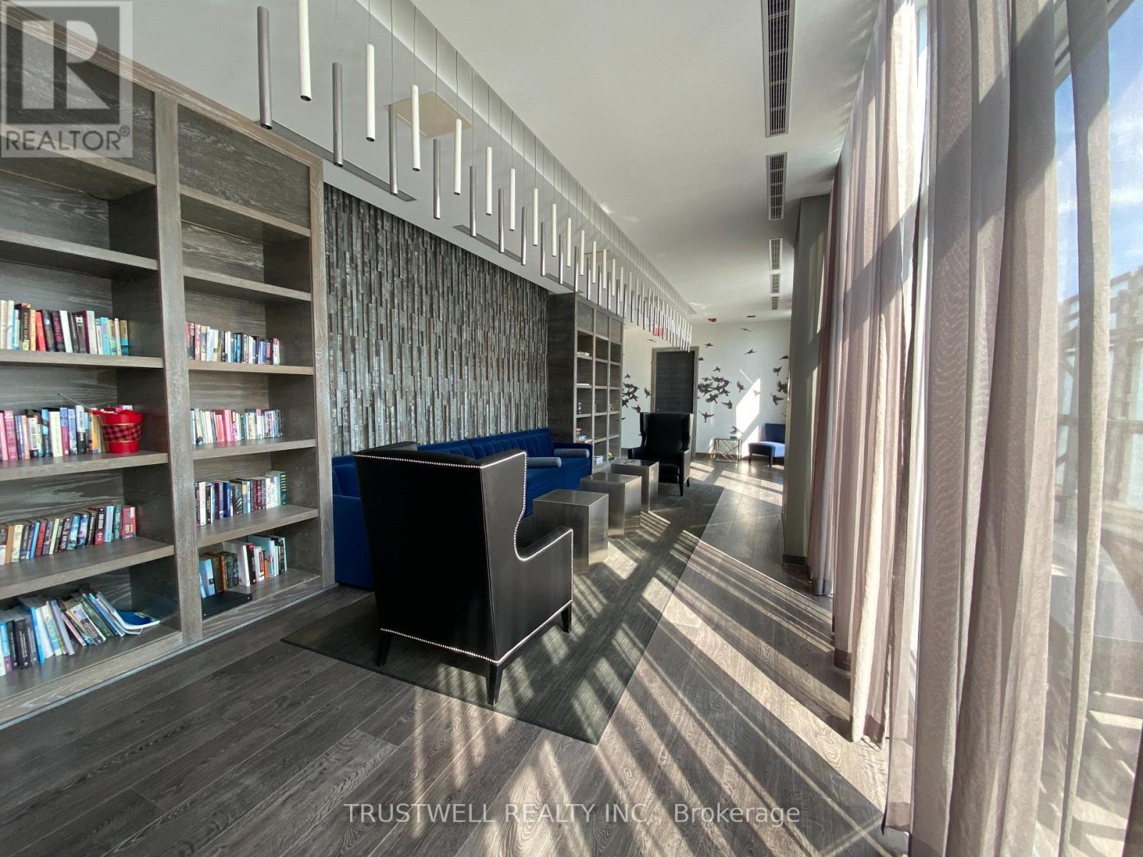 2404 - 1080 Bay Street, Toronto, ON - Indoor Photo Showing Other Room