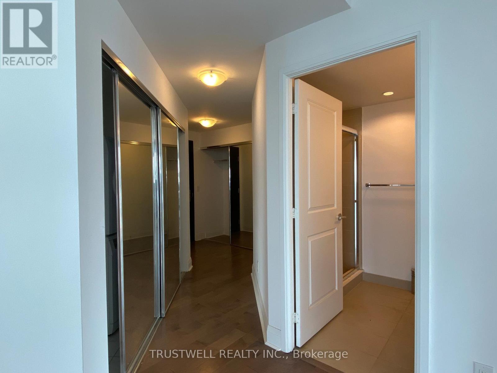 2404 - 1080 Bay Street, Toronto, ON - Indoor Photo Showing Other Room