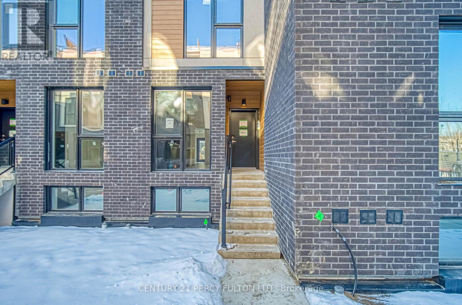 8 - 178 Clonmore Drive, Toronto, ON - Outdoor