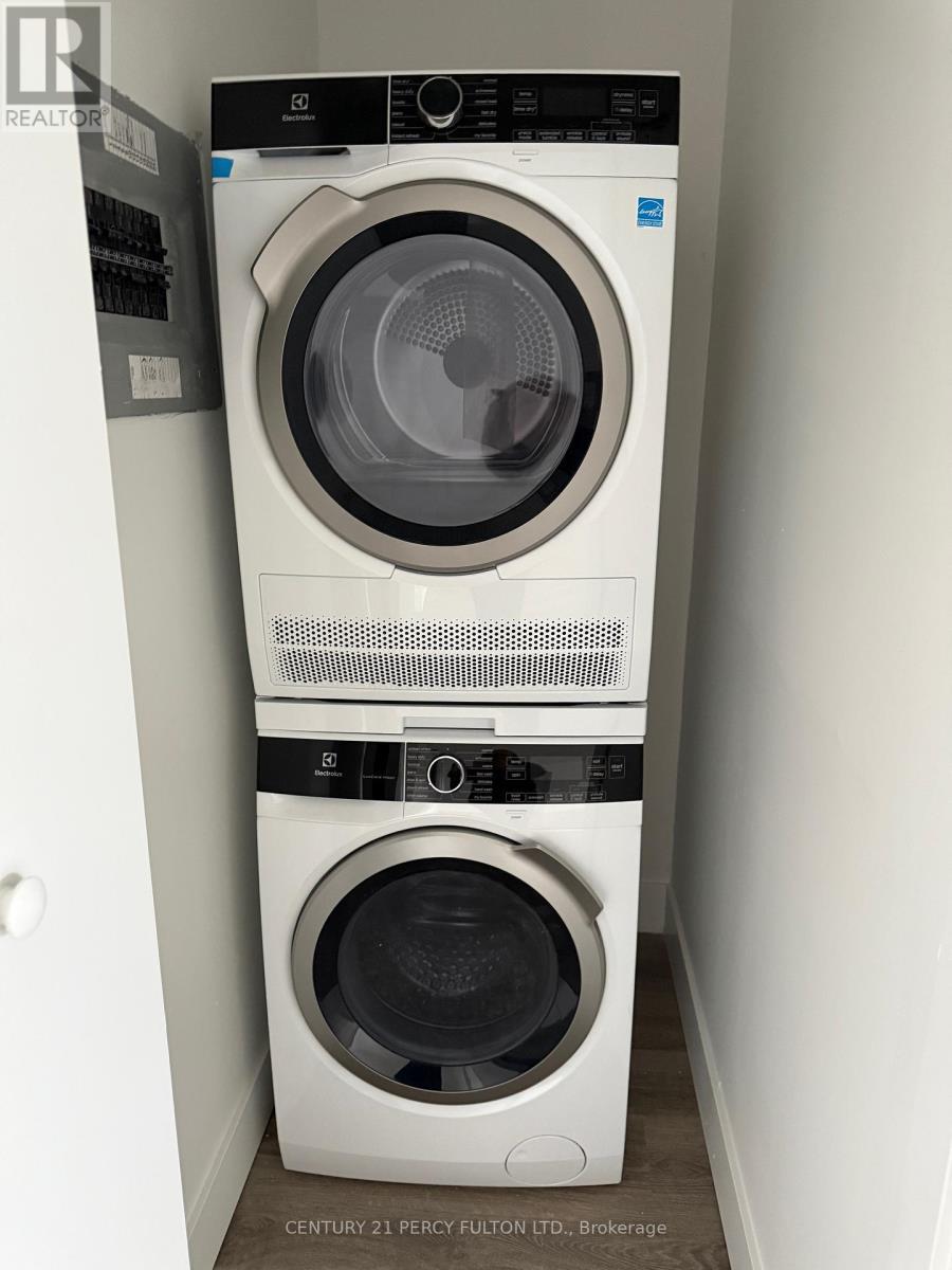 204 - 200 Garden Street, Whitby, ON - Indoor Photo Showing Laundry Room