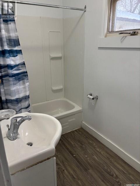 131 Bush Avenue, Canora, SK - Indoor Photo Showing Bathroom
