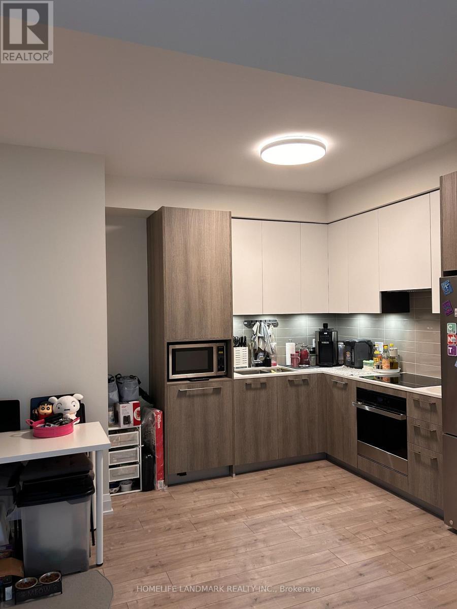 3109 - 18 Water Walk Drive, Markham, ON - Indoor Photo Showing Kitchen