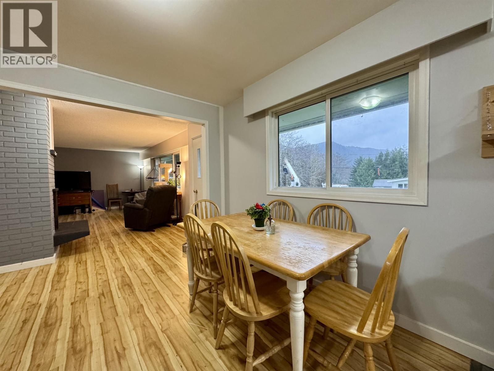 101 Crestview Drive, Prince Rupert, BC - Indoor Photo Showing Dining Room