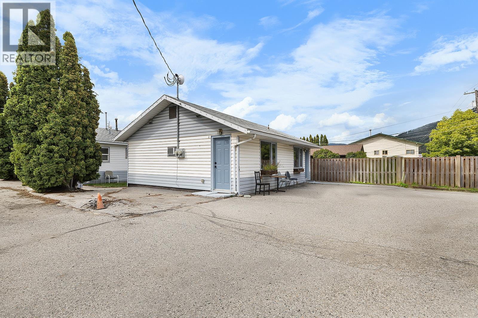 1441 Northwest Boulevard, Creston, BC