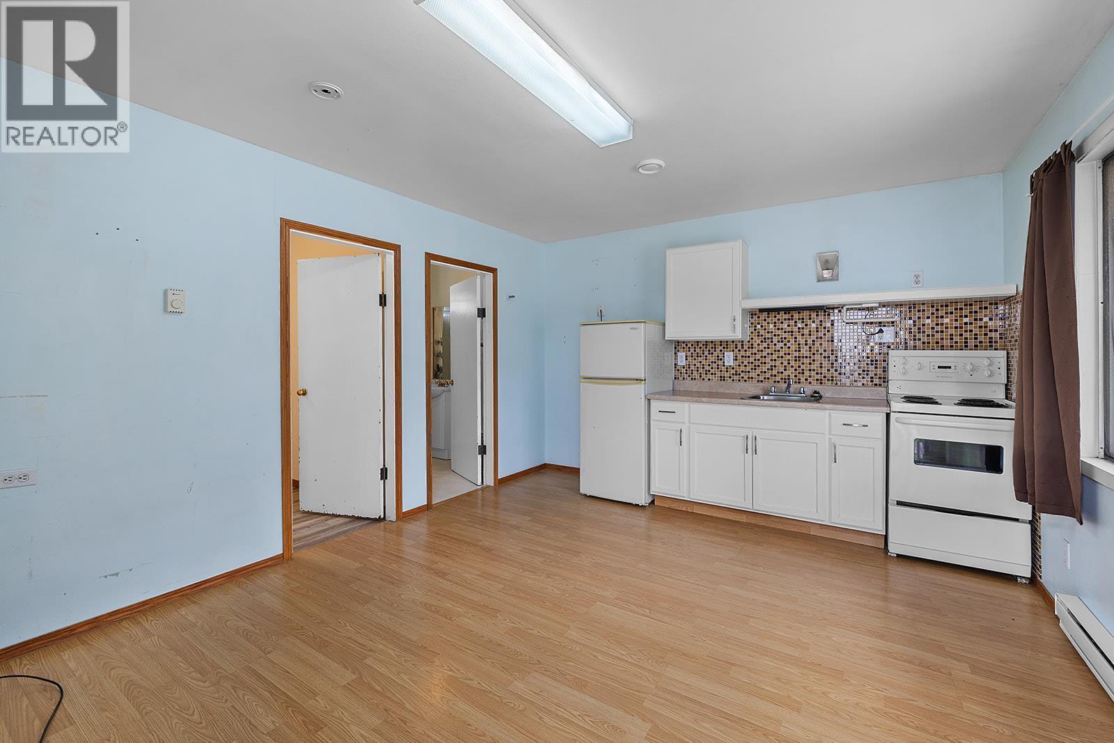 1441 Northwest Boulevard, Creston, BC