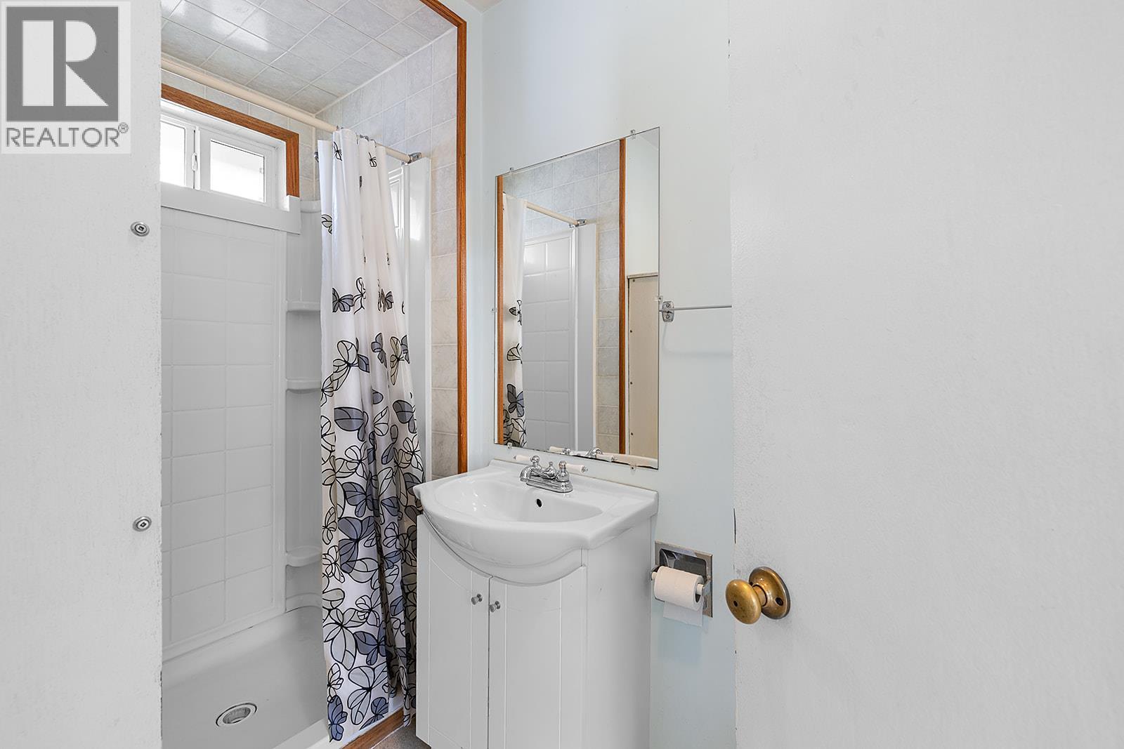 1441 Northwest Boulevard, Creston, BC