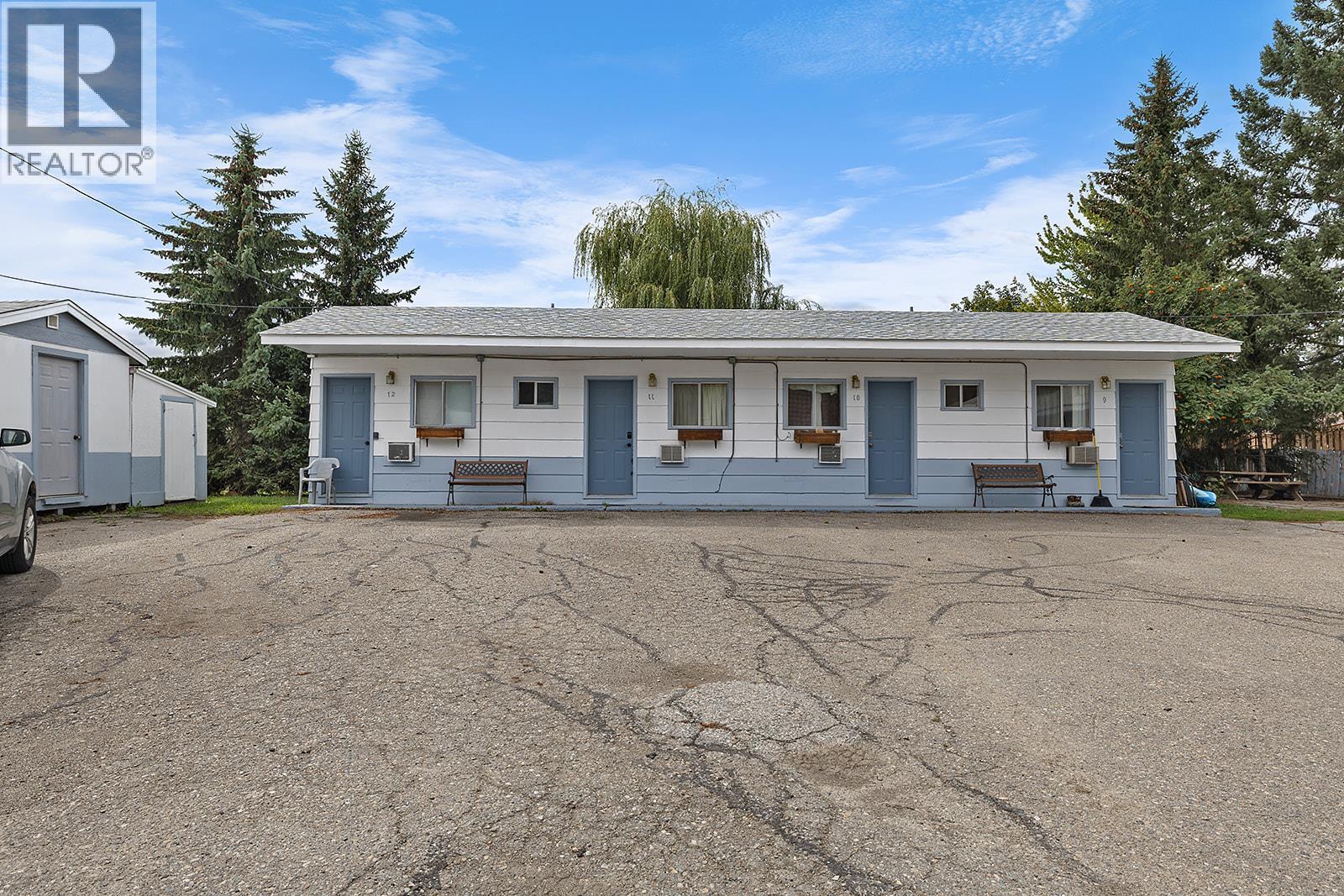 1441 Northwest Boulevard, Creston, BC