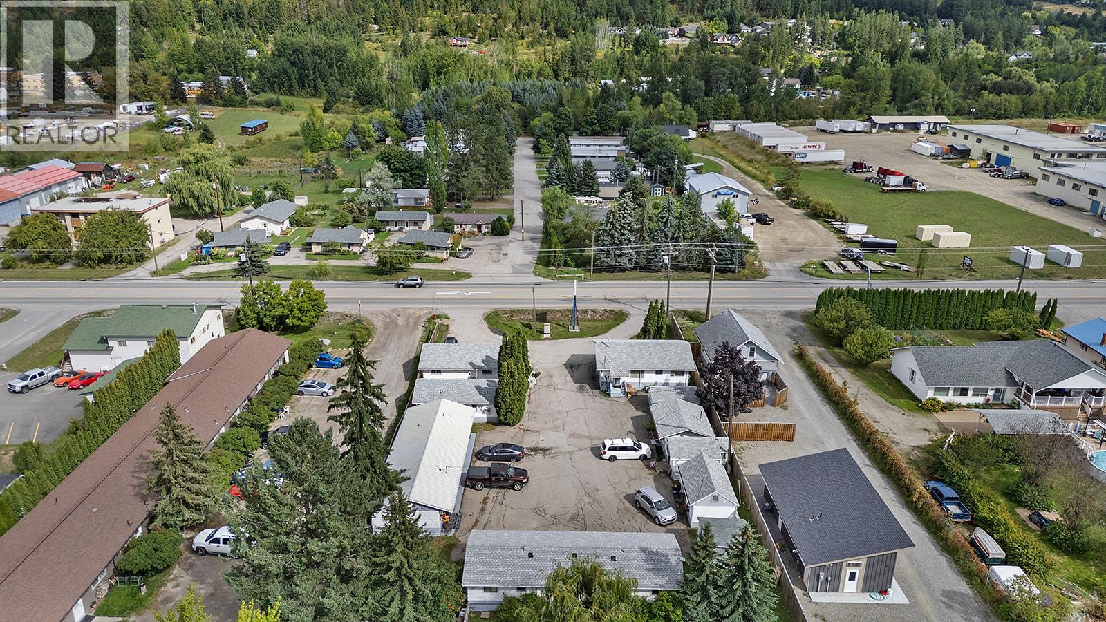 1441 Northwest Boulevard, Creston, BC