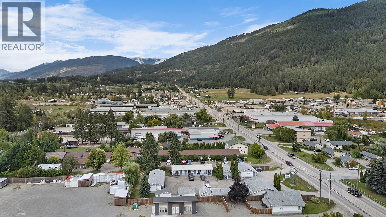 1441 Northwest Boulevard, Creston, BC