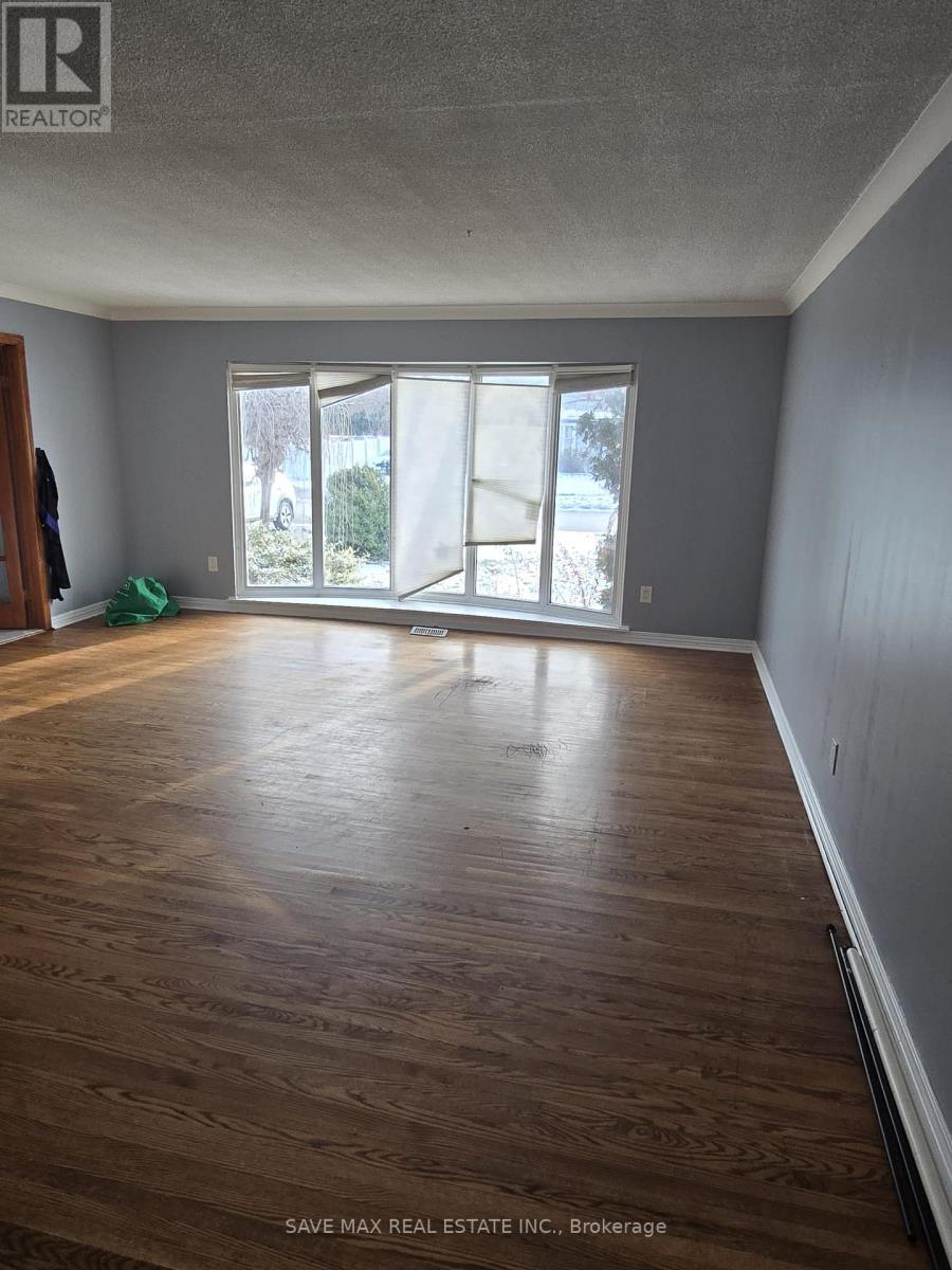 43 Braemar Drive, Brampton, ON - Indoor Photo Showing Other Room