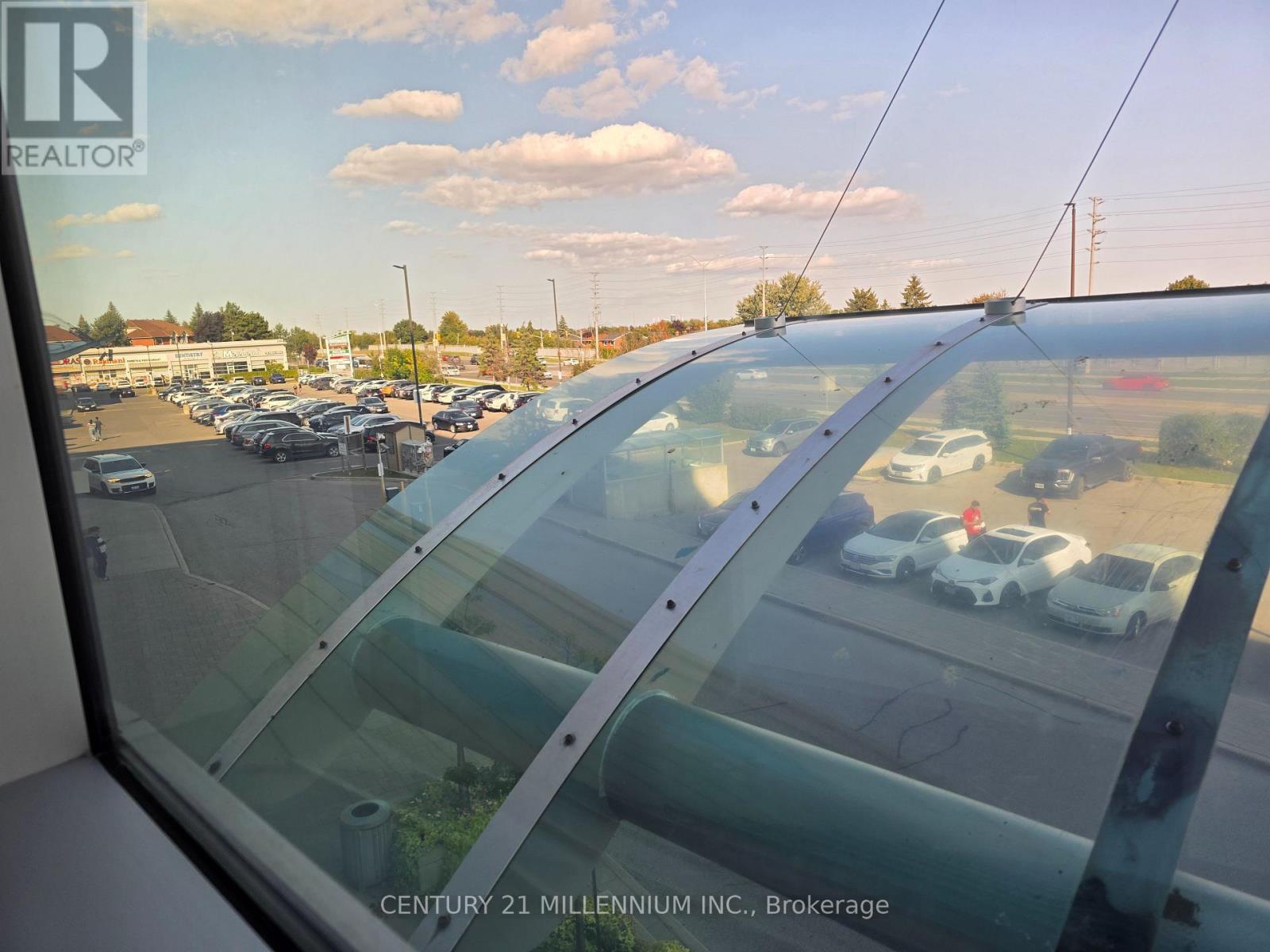 212 - 2250 Bovaird Drive E, Brampton, ON