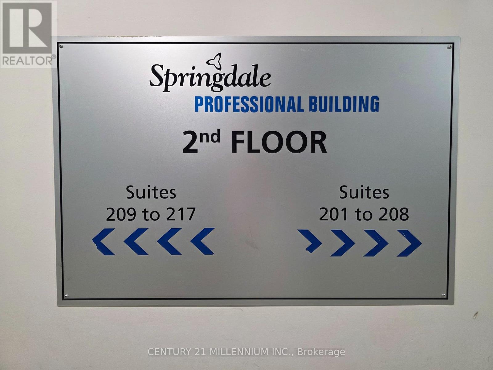 212 - 2250 Bovaird Drive E, Brampton, ON