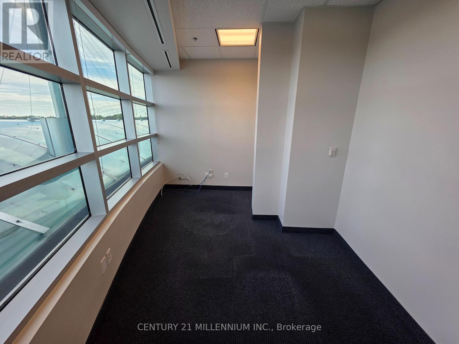 212 - 2250 Bovaird Drive E, Brampton, ON